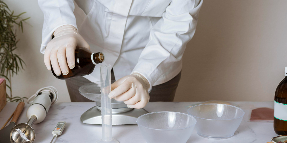 ผลิตเครื่องสำอาง